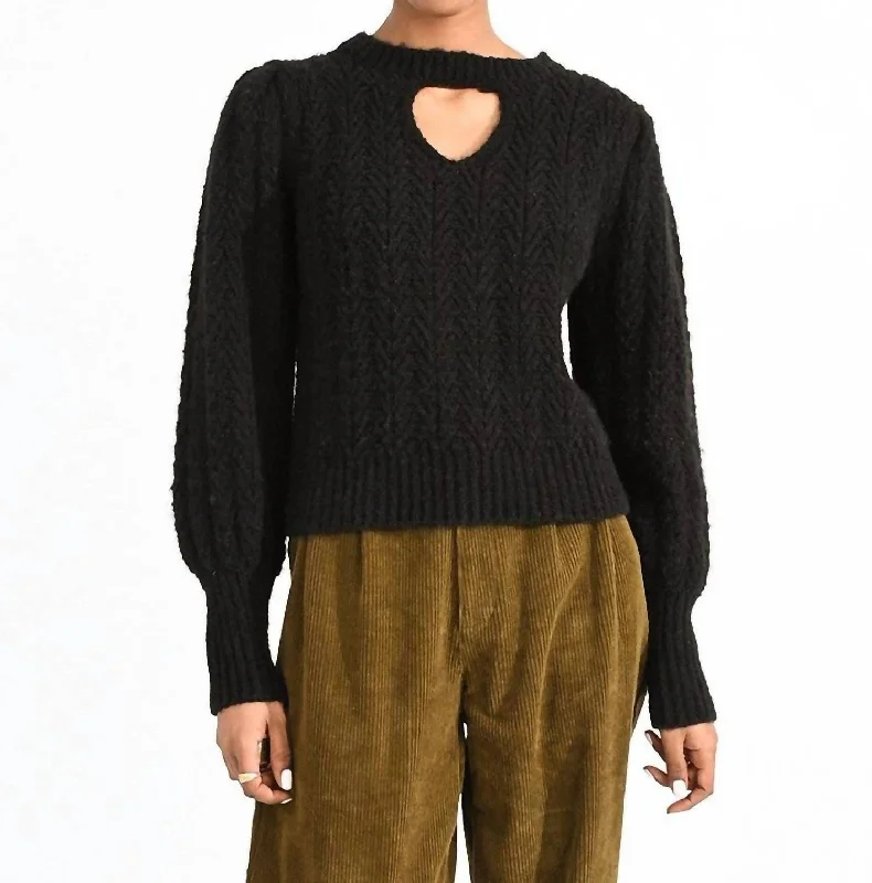 Casual Fashion Soft Cable Knit Sweater In Black